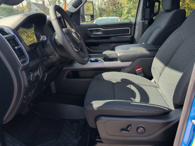 Used 2025 RAM 1500 Big Horn AWD/4WD image 21