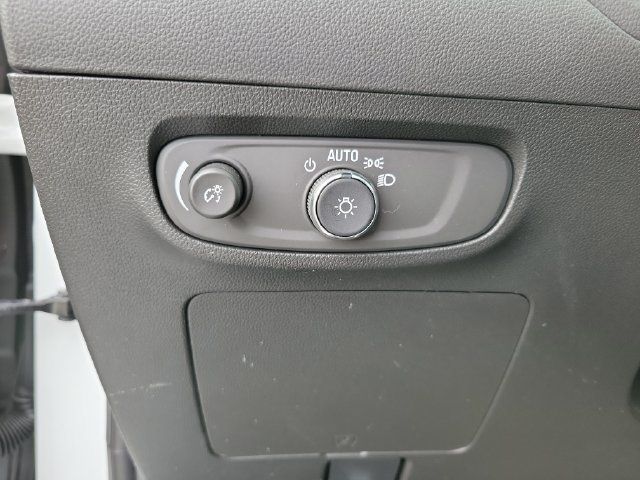 Certified 2024 Buick Encore GX Preferred AWD/4WD image 12