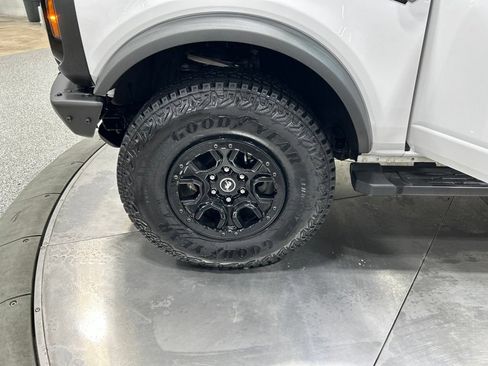 Certified 2023 Ford Bronco Wildtrak AWD/4WD image 32