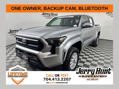 Used 2025 Toyota Tacoma SR5 AWD/4WD image 1