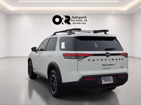 Used 2024 Nissan Pathfinder Rock Creek AWD/4WD image 4