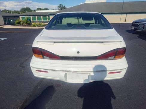 Used 1999 Pontiac Bonneville SE w/ Opt Pkg FWD image 6