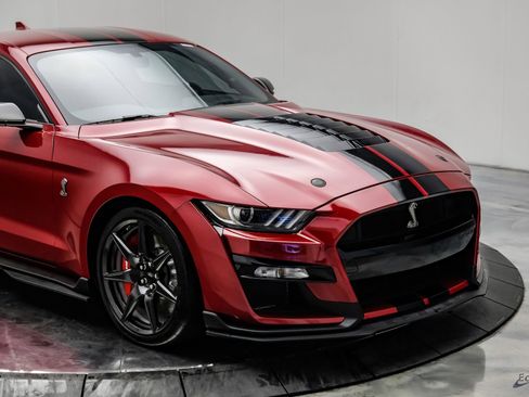 Used 2020 Ford Mustang Shelby GT500 w/ Carbon Fiber Track Pack RWD image 33