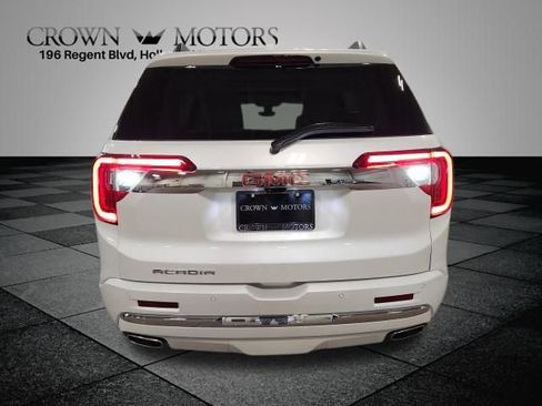 Certified 2023 GMC Acadia Denali w/ Denali Ultimate Package image 4