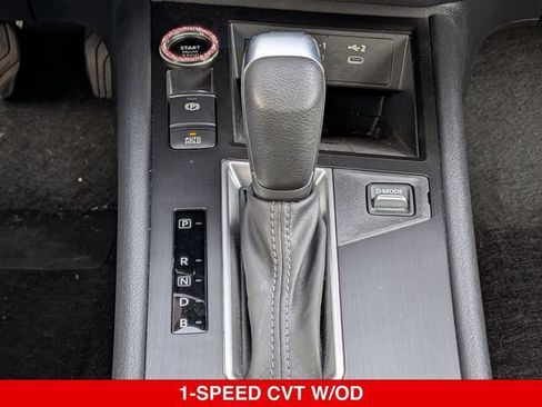 Certified 2025 Nissan Kicks SV FWD image 29