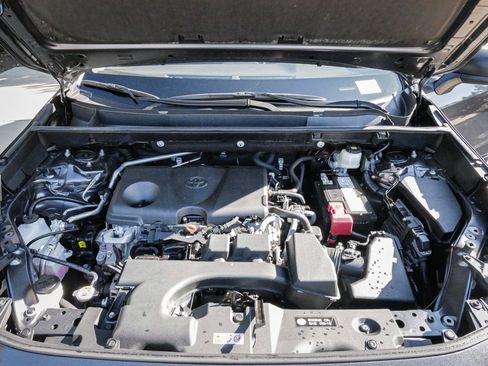 Used 2023 Toyota RAV4 LE image 32