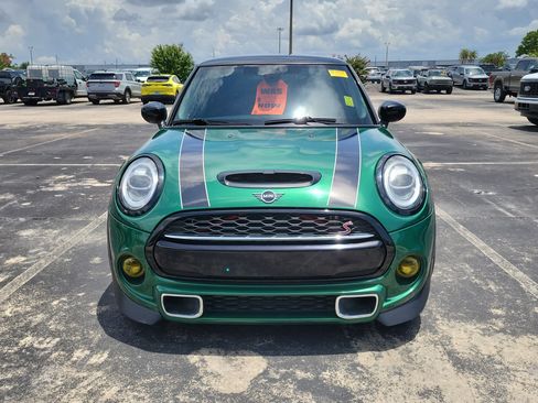 Used 2021 MINI Cooper S FWD image 2