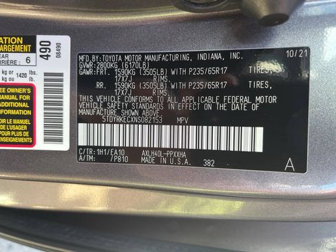 Used 2022 Toyota Sienna XLE FWD image 16