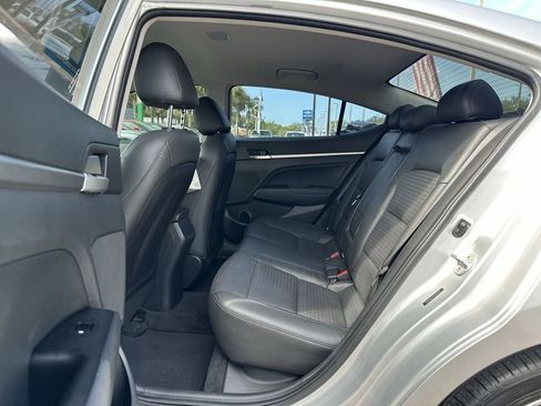 Used 2019 Hyundai Elantra Limited w/ Cargo Package image 26