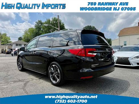 Used 2023 Honda Odyssey Elite image 5