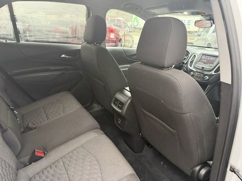 Used 2021 Chevrolet Equinox LT image 18