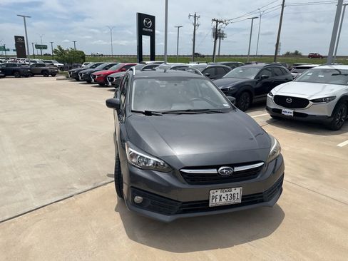 Used 2021 Subaru Impreza 2.0i Premium AWD/4WD image 4