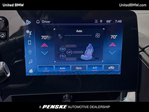 Used 2024 Chevrolet Corvette Stingray Premium Conv w/ Z51 Performance Package RWD image 11