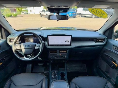 Used 2025 Ford Maverick Tremor AWD/4WD image 14