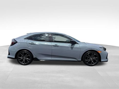 Used 2019 Honda Civic Sport Touring image 6
