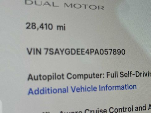 Used 2023 Tesla Model Y Long Range AWD/4WD image 24