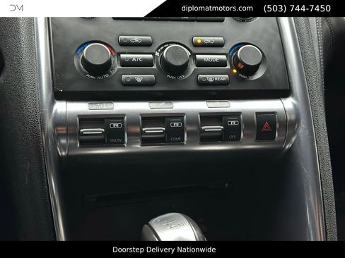 Used 2009 Nissan GT-R Premium image 27