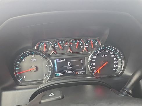 Used 2018 Chevrolet Silverado 1500 LT w/ All Star Edition AWD/4WD image 7