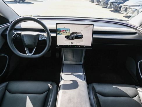 Used 2025 Tesla Model 3 Long Range RWD image 13