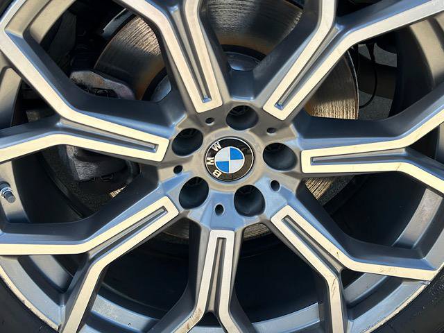 Used 2024 BMW X7 xDrive40i w/ Executive Package AWD/4WD image 33