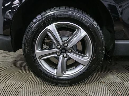 Used 2024 Ford Edge SEL w/ Convenience Package image 16