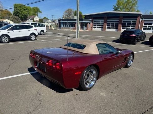 Used 2003 Chevrolet Corvette Convertible w/ Preferred Equipment Group1 RWD image 7