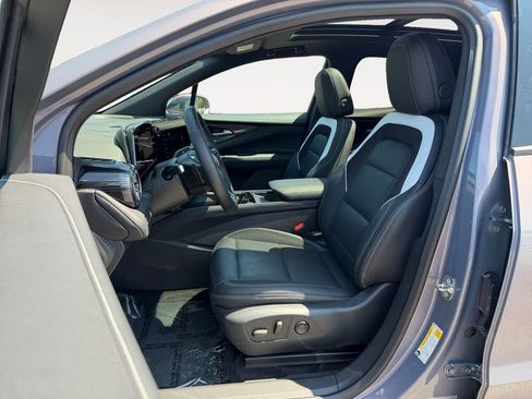 Used 2024 Chevrolet Blazer EV LT AWD/4WD image 6