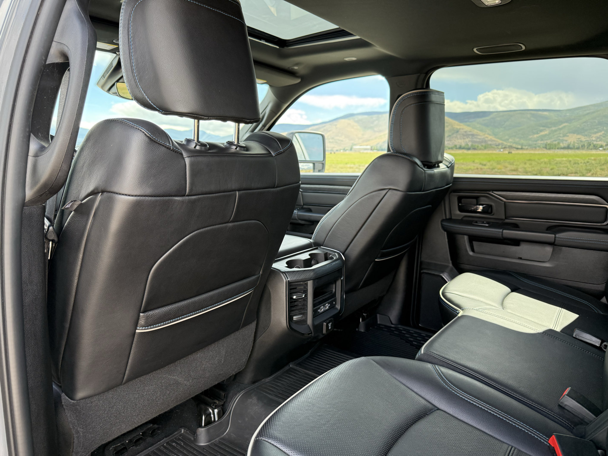 Used 2024 RAM 2500 Rebel w/ Safety Group AWD/4WD image 31