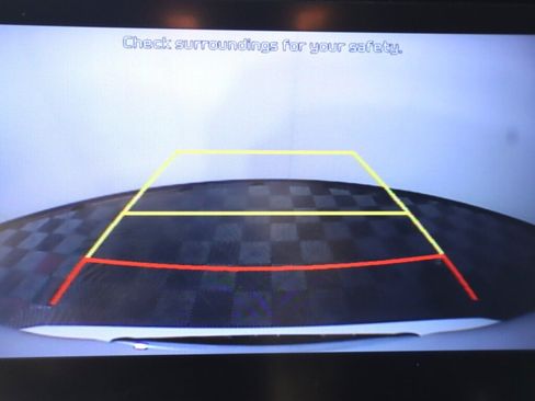 Used 2020 Kia Niro LX FWD image 20