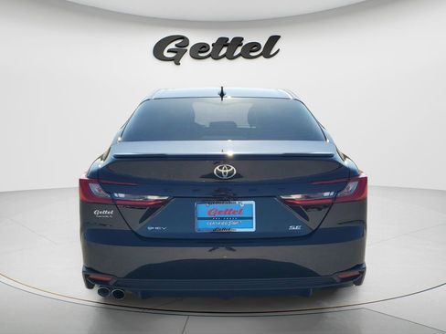 Used 2026 Toyota Camry SE FWD image 6