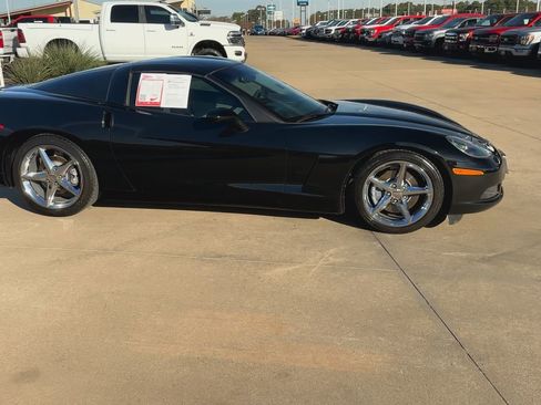 Used 2013 Chevrolet Corvette Coupe w/ 3LT Preferred Equipment Group image 5