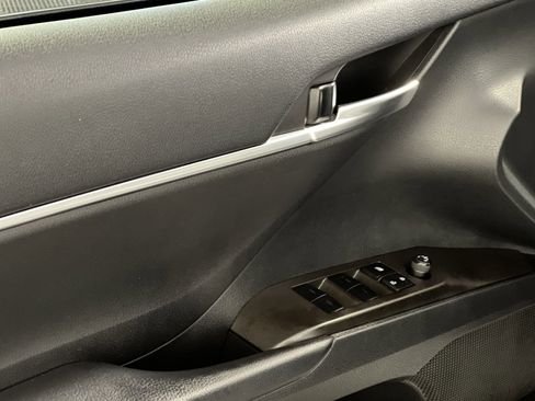 Used 2023 Toyota Camry SE w/ Cold Weather Package image 16