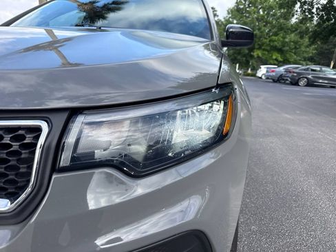 Used 2023 Jeep Compass Sport AWD/4WD image 9