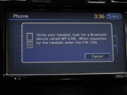 Used 2014 Nissan Leaf SV w/ LED & Quick Charge Package image 23