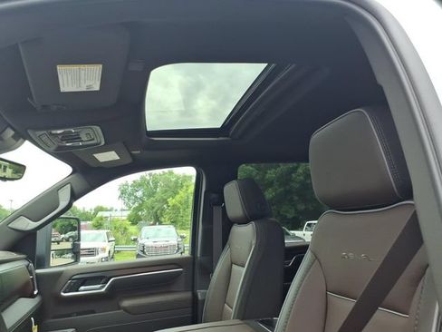 New 2026 GMC Sierra 3500 Denali w/ Denali Reserve Package AWD/4WD image 20