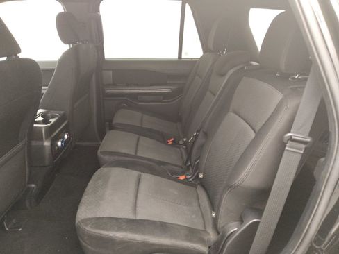 Used 2021 Ford Expedition XLT RWD image 18