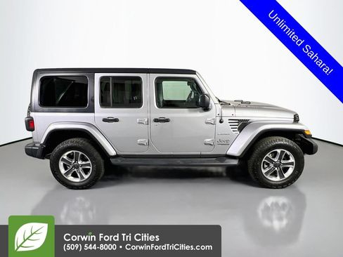 Used 2020 Jeep Wrangler Unlimited Sahara AWD/4WD image 18
