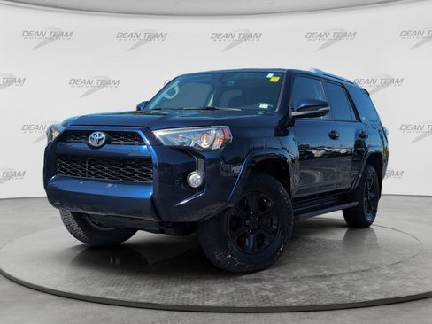 Used 2018 Toyota 4Runner SR5 Premium AWD/4WD image 4