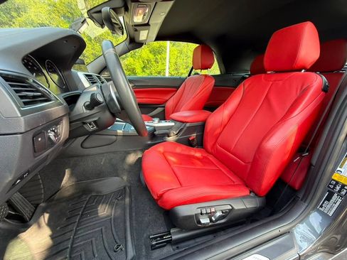 Used 2020 BMW 230i xDrive Convertible w/ M Sport Package AWD/4WD image 12