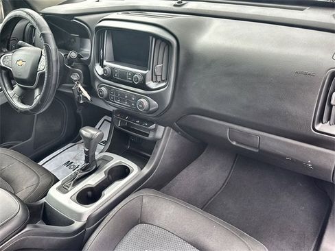 Used 2019 Chevrolet Colorado LT image 23