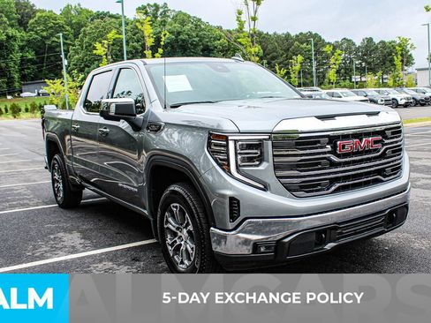 Used 2026 GMC Sierra 1500 SLT RWD image 3