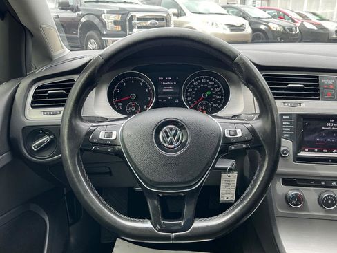 Used 2015 Volkswagen Golf S w/ Lighting Package FWD image 22