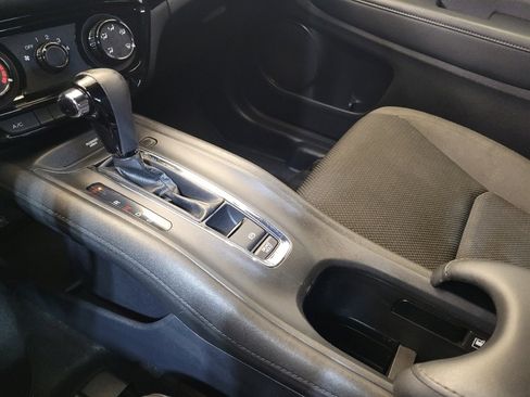 Used 2020 Honda HR-V Sport image 26