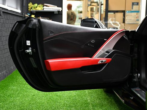 Used 2016 Chevrolet Corvette Z06 w/ 3LZ Preferred Equipment Group RWD image 26