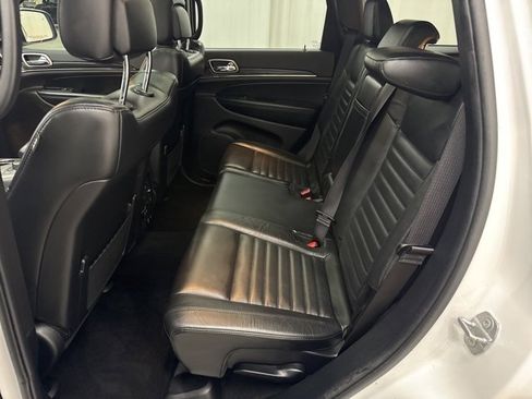 Used 2020 Jeep Grand Cherokee Limited X image 6