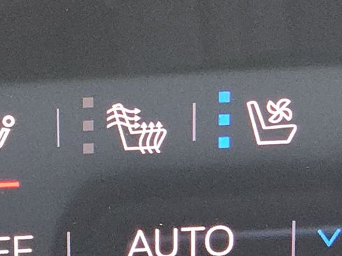 New 2026 GMC Yukon Denali image 9