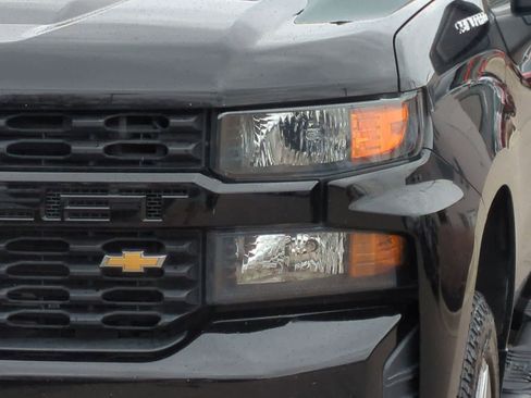 Used 2021 Chevrolet Silverado 1500 Custom image 11