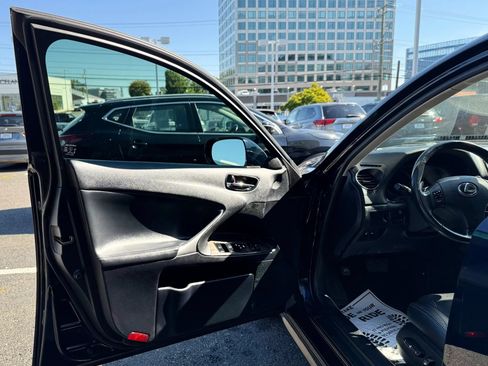 Used 2010 Lexus IS 250 AWD w/ Preferred Accessory Package image 9