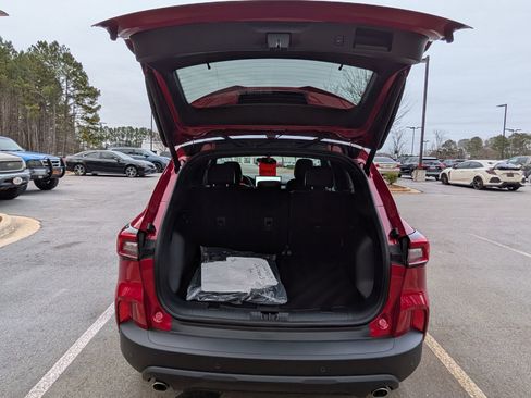 New 2026 Ford Escape ST-Line w/ Tech Pack #1 FWD image 32