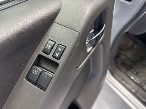 Used 2007 Nissan Frontier SE w/ Power Pkg RWD image 13